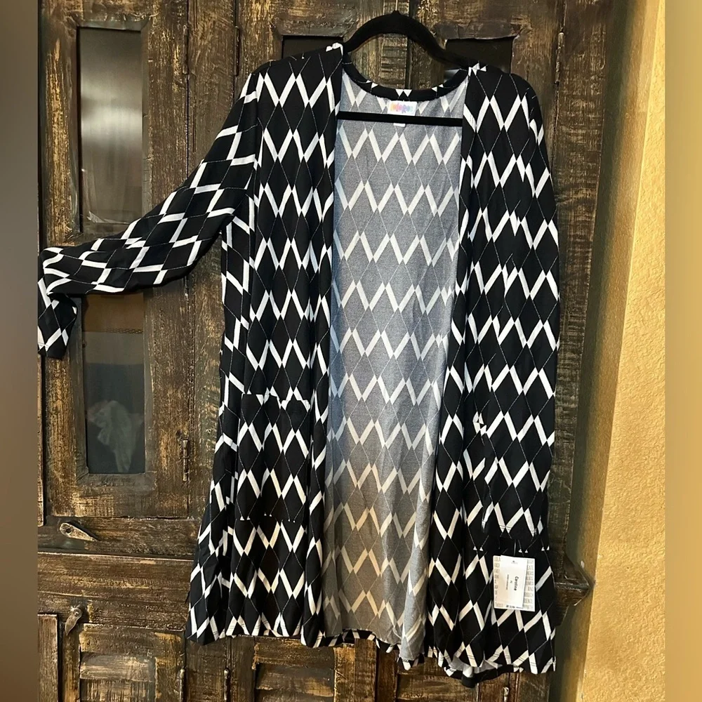 LuLaRoe XL Caroline Black And White Striped Soft Cardigan - NWT - Picture 1 of 5